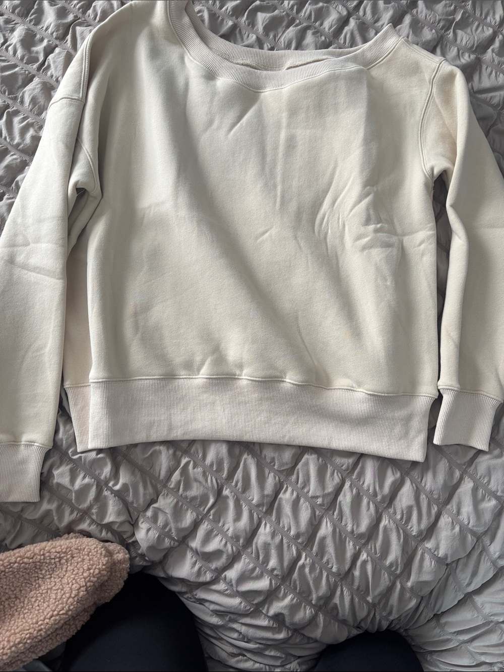 Vici Cream Scoop Neck Crew Sweater